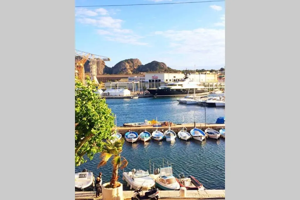 Apartment La Ciotat - Magnifique Appartement Climatise Sur Le Port